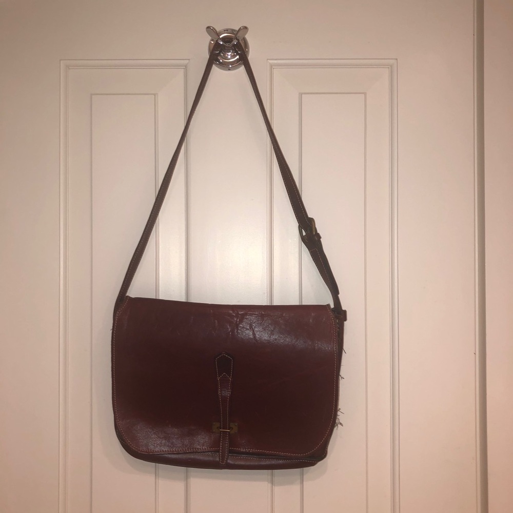 Vintage levenger bag (well read life )